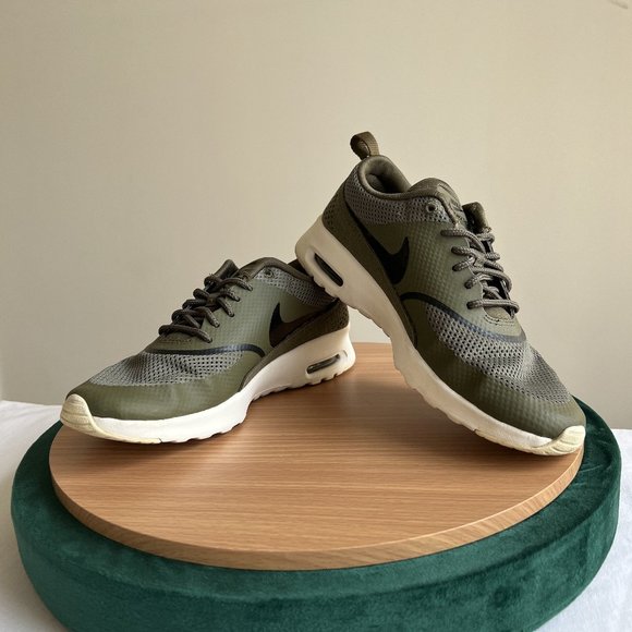Nike Air Max Thea - Green - Picture 1 of 5